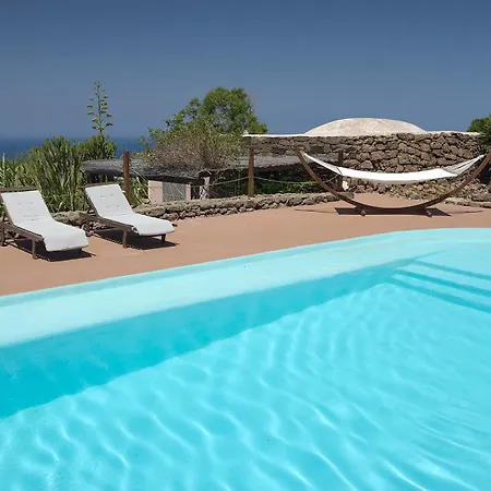 Lighted Pool, Barbecue & Sea View - Authentic 