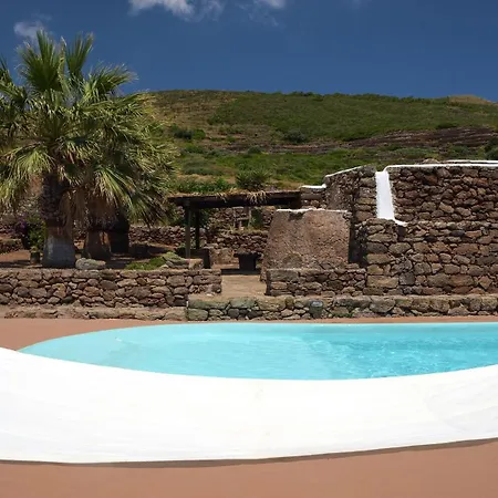 Aparthotel Lighted Pool, Barbecue & Sea View - Authentic 